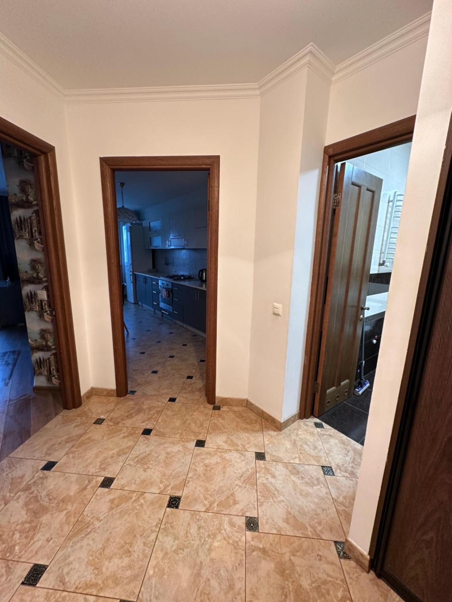 Апартаменти Біля Автовокзалу Ternopil Bagian luar foto